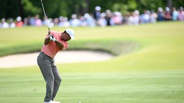 The competition got underway yesteday, and the golfing world is eager to get a glimse of the four-time winner to see if he can finish better than he did at the Masters.